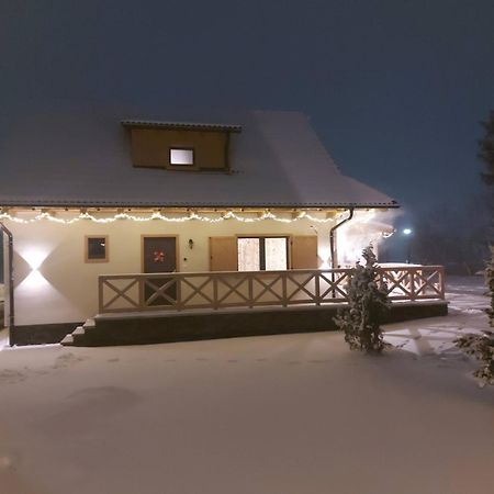 Chalupy Tri Grose Vlasky Bešeňová المظهر الخارجي الصورة