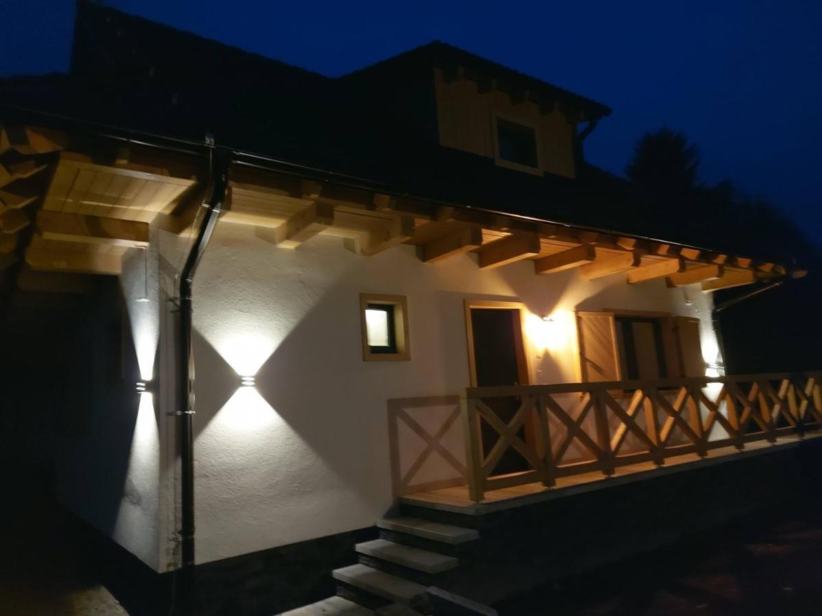 Chalupy Tri Grose Vlasky Bešeňová المظهر الخارجي الصورة